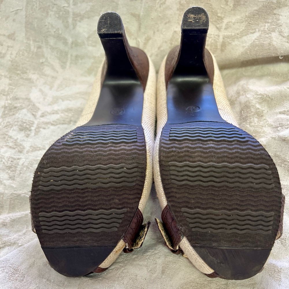Mossimo Peep Toe Pumps size 6.5 - Picture 7 of 10